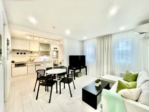 70㎡ G Floor 2Parking Airport & Restaurants 2Toilet - Image 2