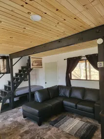 Rickard Cottage: Comfy and easy, near Silver Lake - Image 2