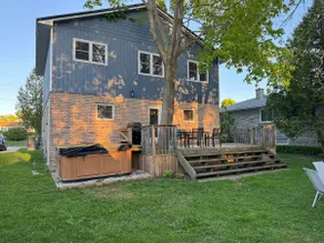 Holiday House on Huron - Image 4