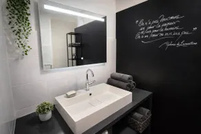 The Mâconnaises Frescoes (Central - Luxury - 7 people) - Image 4