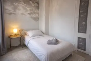 The Mâconnaises Frescoes (Central - Luxury - 7 people) - Image 2