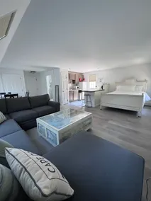 Carol’s Pristine Nautical Nest - Image 2