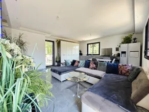 Au Chant des Cigales: House, garden, and private pool - Image 4