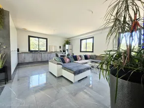 Au Chant des Cigales: House, garden, and private pool - Image 5