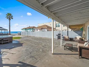 BEACHFRONT COTTAGE LOWER UNIT - Image 4