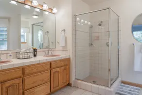 Secluded Modern House | Gazebo, Pet, BBQ, Mtn View - Image 3
