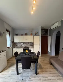 House in a rustic and quiet setting - Image 3
