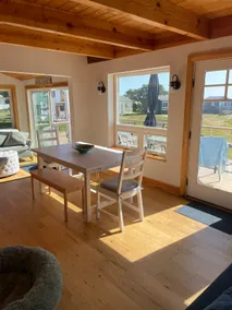 Newly renovated 3BR house w/ stunning ocean views - Image 3