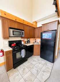 RED Ski Resort! Walk to Base, Stunning Views 2BR - Image 5