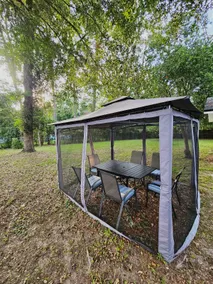House near UF with Pickle ball & private backyard - Image 4