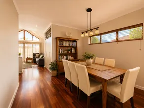 Cosy Busselton Getaway by the Coast - Image 5