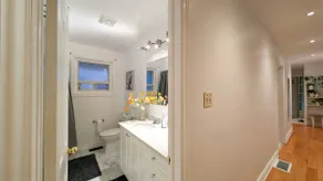 Bright cozy home in Scarborough, Toronto! - Image 3