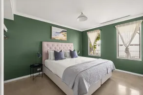 Drift House - Charming Family Retreat by the Beach - Image 3