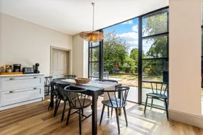 Montpellier House, Centrally Located, Pet Friendly - Image 5