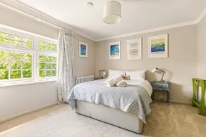Montpellier House, Centrally Located, Large Garden - Image 5