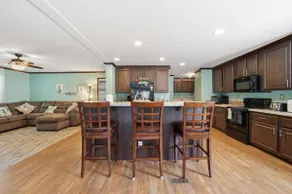 Kimmie's Place-6 Min to Beach, two family rooms! - Image 4
