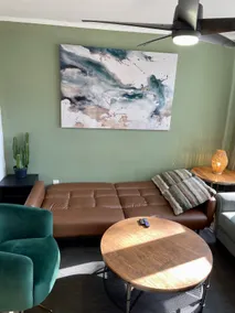 Luxurious 3Br with parking on premises 🌔 - Image 4