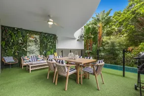 Immaculate 3 Bedroom Apartment with Plunge Pool - Image 2