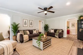 Beautiful recently updated 3bed and 2bath ranch - Image 2