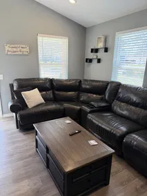 Central Haven, large fenced yard, fire pit 3BR/2BA - Image 4