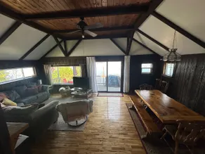 Beautiful 4 bedroom lake house on a clean lake - Image 2