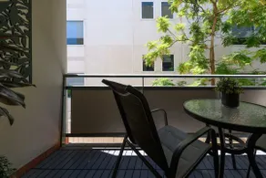 2 Royal Rest Quality 2BR West Perth-parking - Image 5