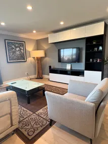 Breathtaking View 3BR House with Laundry & Parking - Image 4