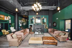 Luxury 2BR | McCormick, Lakefront, Parking & Gym - Image 4
