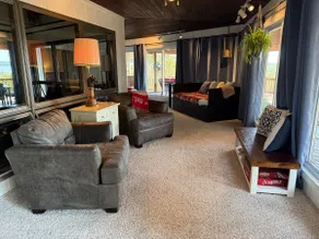 TheBellaVista-IncredibleLakeview - Image 3