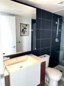 Elegant 1Bedroom near CNTower - Image 5