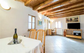 2 Bedroom Cozy Home In Zminj - Image 5