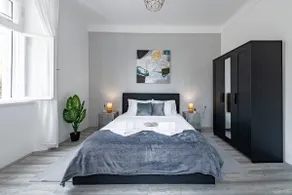 New Luxury Apartment with tarrace, 2min. OldTown - Image 4