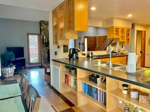 Spacious 3-bedroom home close to Raleigh - Image 3