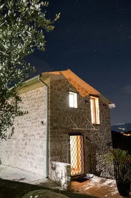 Traditional Pink House - Image 4