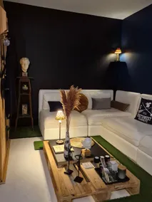 Loft with Heated Pool, Sauna & Jacuzzi - Image 4