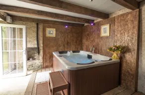 Msp Baptiste spa hot tub - Image 2
