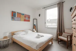 Beautiful 80 m² Apartment - 2 Parking Spots - Île de Nantes - Image 3