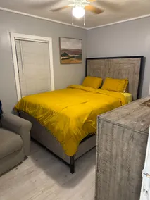Cozy little house in the city with a country feel - Image 2