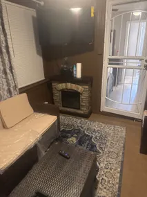 Cozy little house in the city with a country feel - Image 5