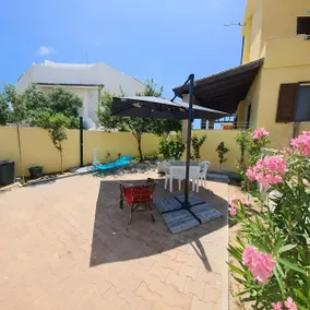 STELLA MARINA holiday apartment, 450 meters from the sea, independent entrance - Image 3
