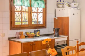 Spacious country house in the heart of the Ulzama Valley - Image 3