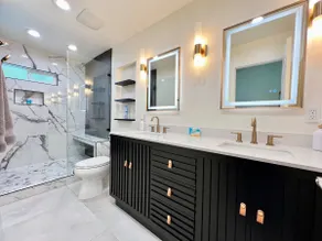 Bright, Fun & Peaceful House w/ Heated Pool 🏖 - Image 5