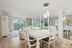 Stunning and Spacious West Gulf Drive Residence - Image 4