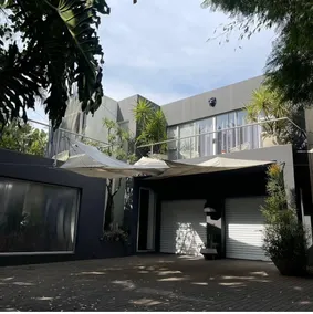 Modern studio apartment with solar - Image 4