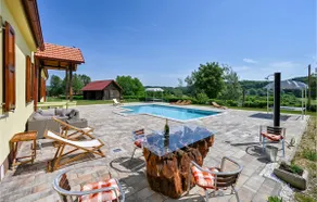 Awesome Home In Konjscina - Image 2