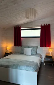 Fougère Cottage with Jacuzzi - Image 4
