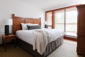 Montebello 3 bed townhouse with view & hot tub - Image 4