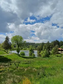 Panoramic eco-lodge, nearby body of water - Image 2