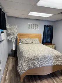 Waterfront 2BR Retreat ~7mi to French Qtr~ Parking - Image 2