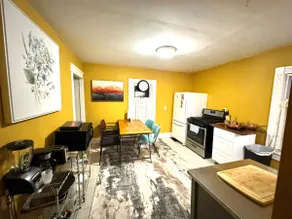 Lovely 3-Bedroom apartment in Girard - Image 3